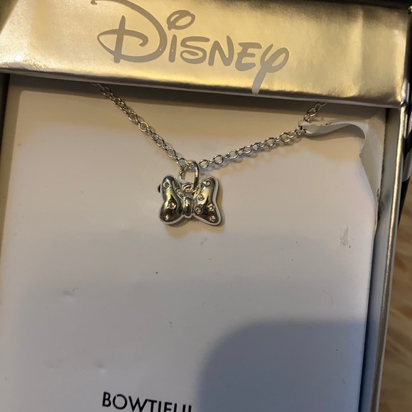 Disney Bowtiful Necklace fine silver plated
